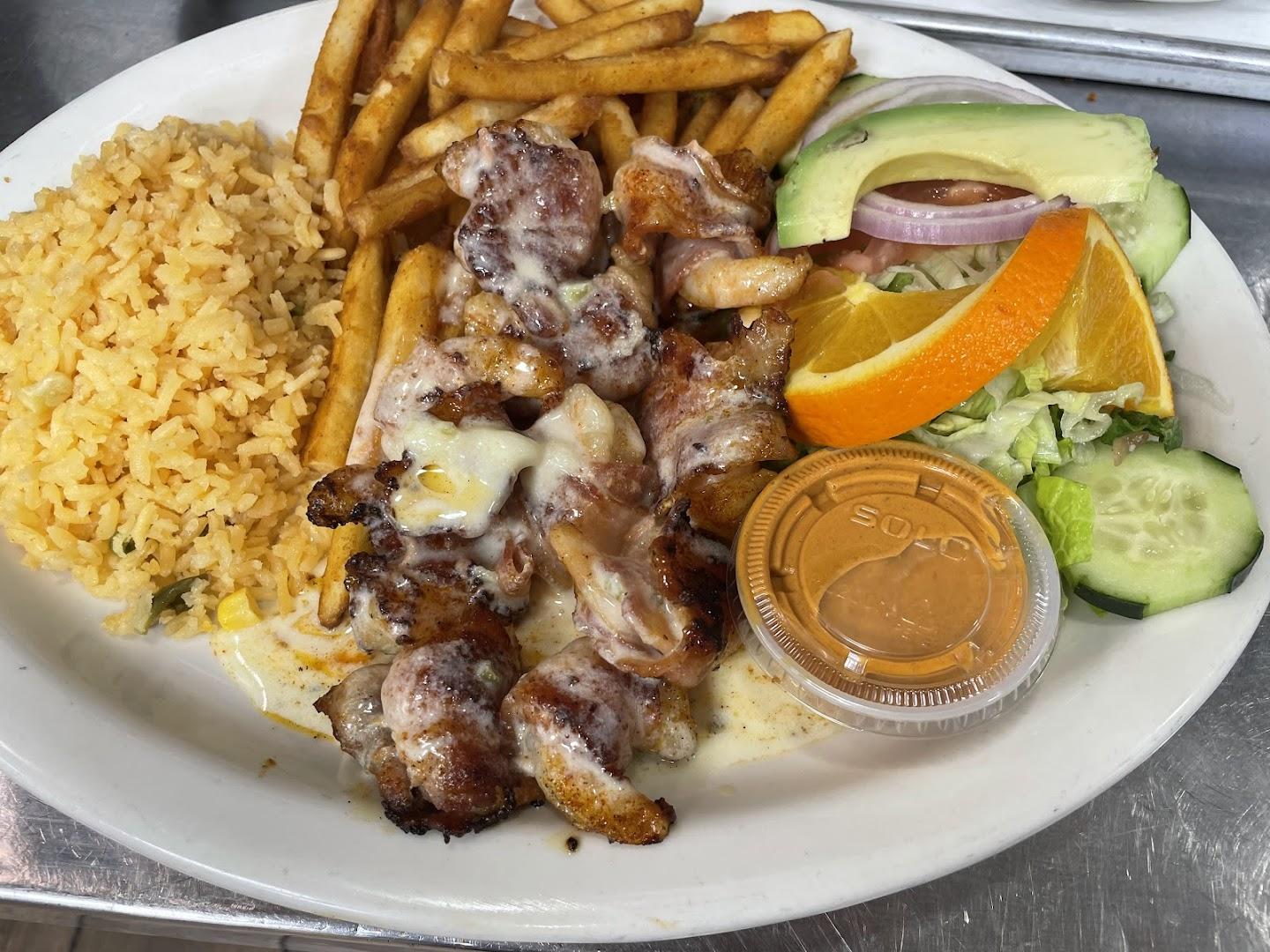 Leon's Sports Bar & Grill